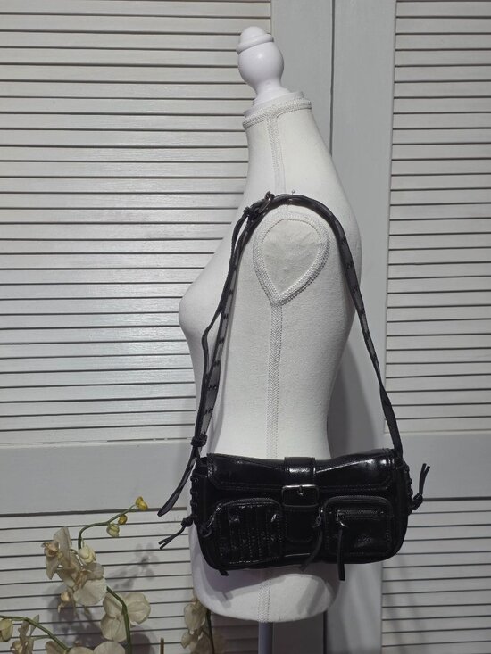 Free People Handbags - Free People Women's Black Leather High Speed Croosbody Shoulder Bag Sz S 3932